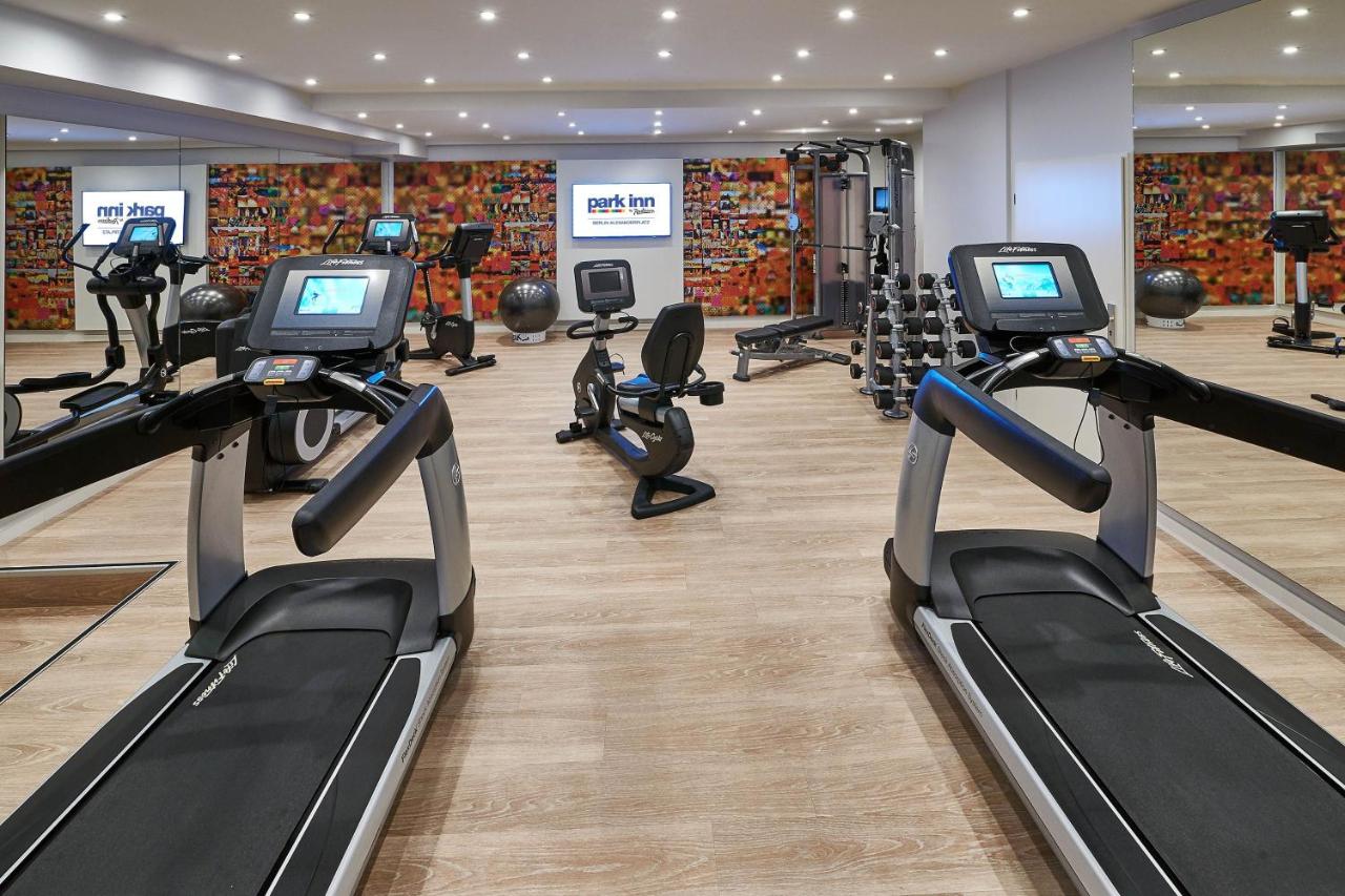 Park Inn by Radisson Berlin Alexanderplatz photo