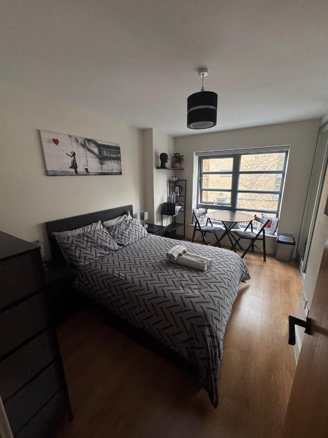 Cosy Private Room with private Bathroom - Your Perfect Gateway!