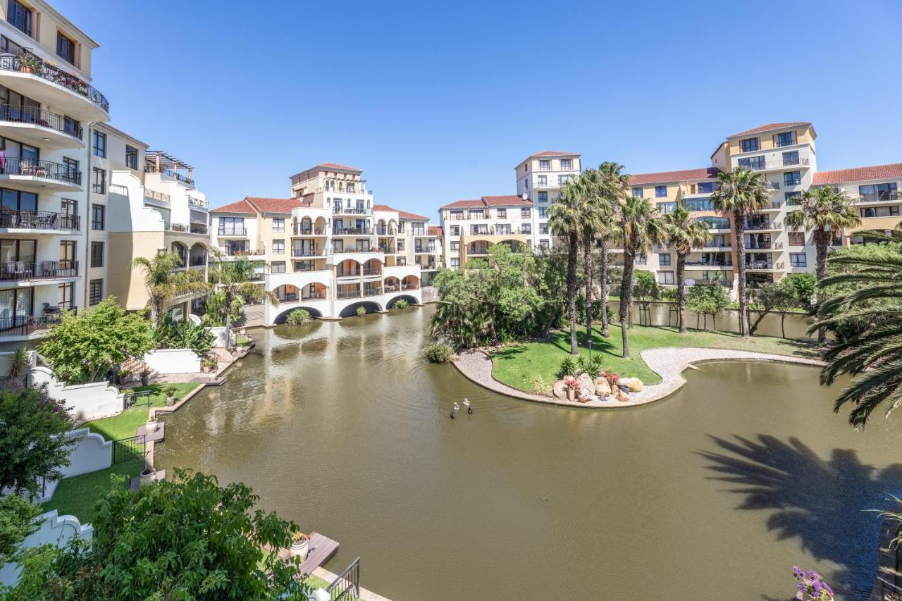 Portifino on lake 221 The Island Club