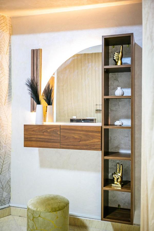 Stylish Apartment in Gueliz by Train And Majorelle - 3