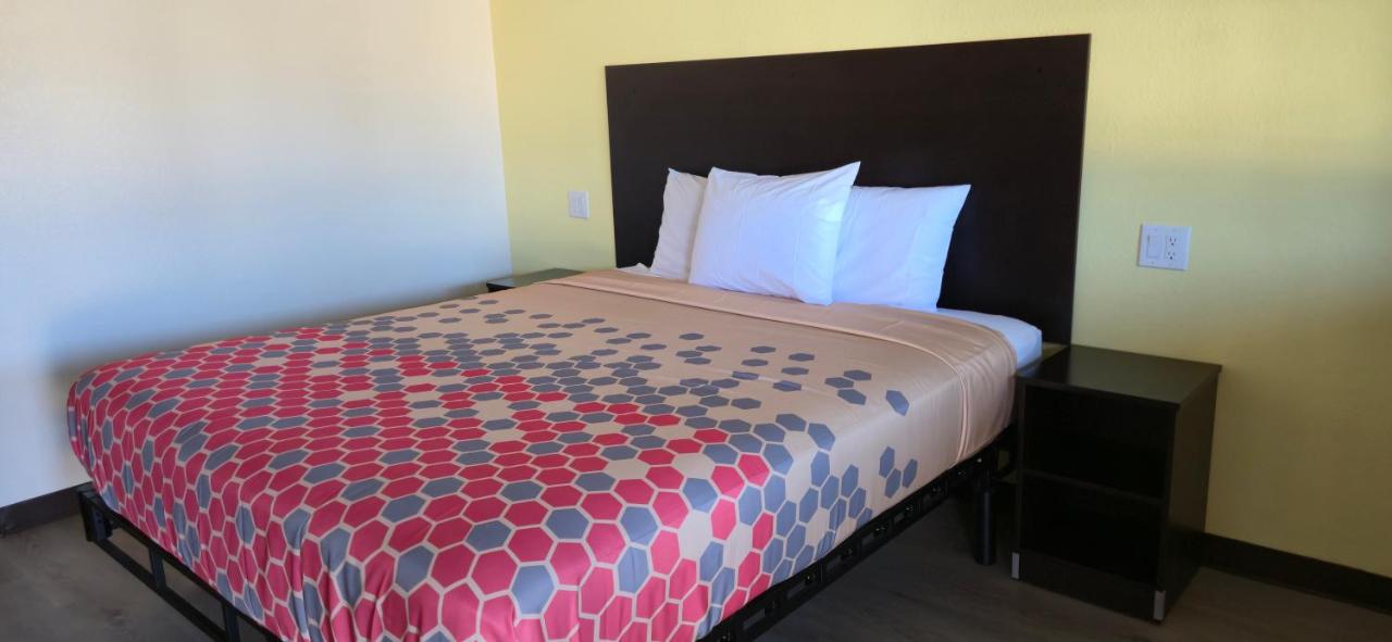 Del Rancho Motor Inn — photo 13