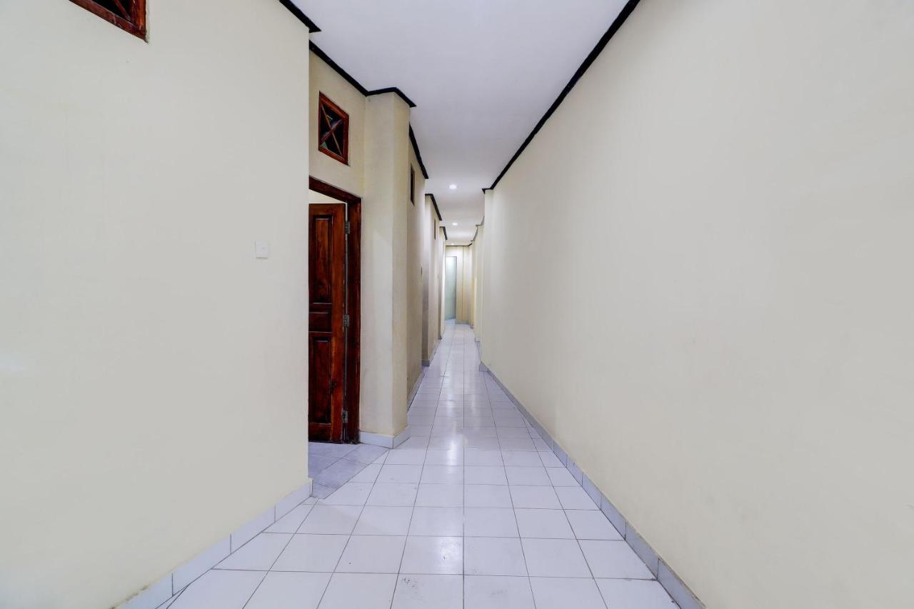 Townhouse Oak Legian Near Legian Beach Formerly Sayang Maha Merta - 5