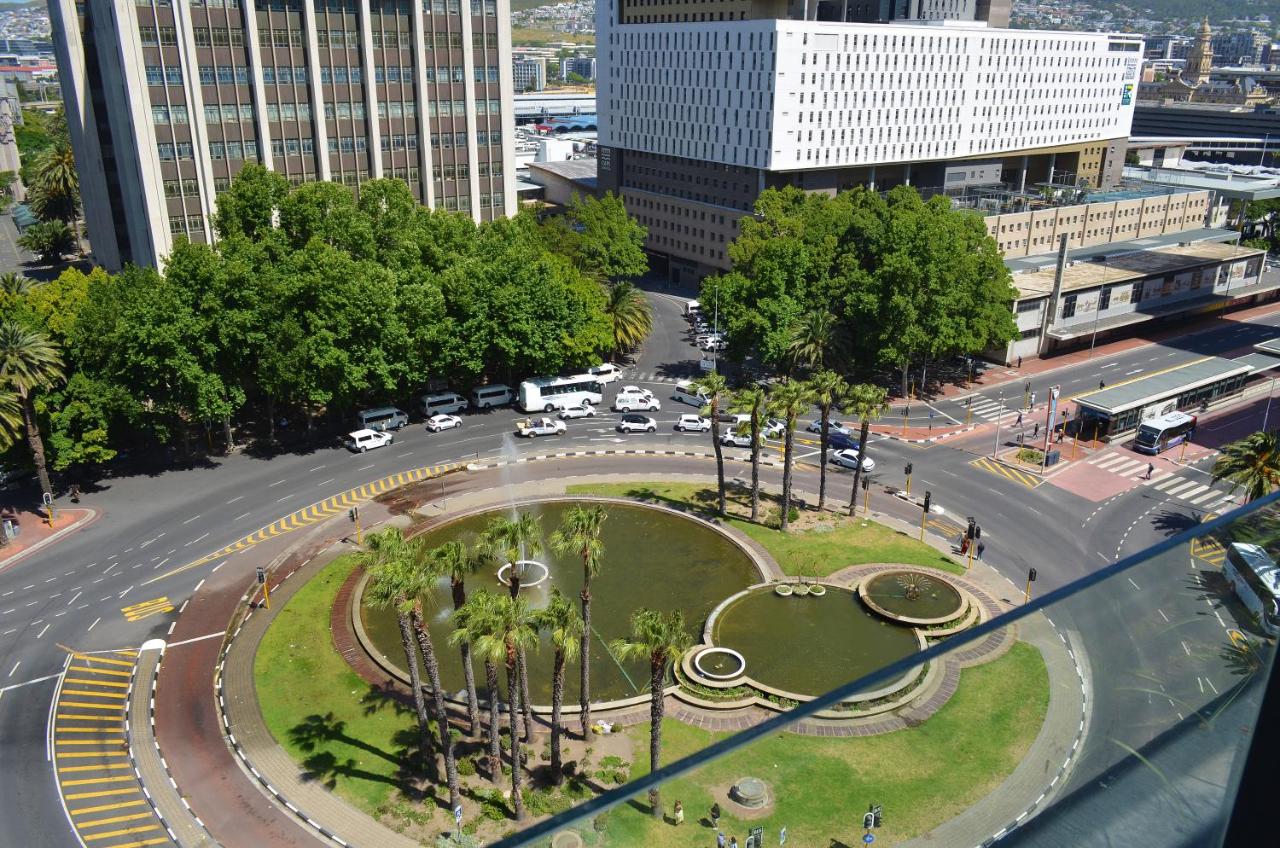 506 The Duke Luxury Self Catering Apartment - 2