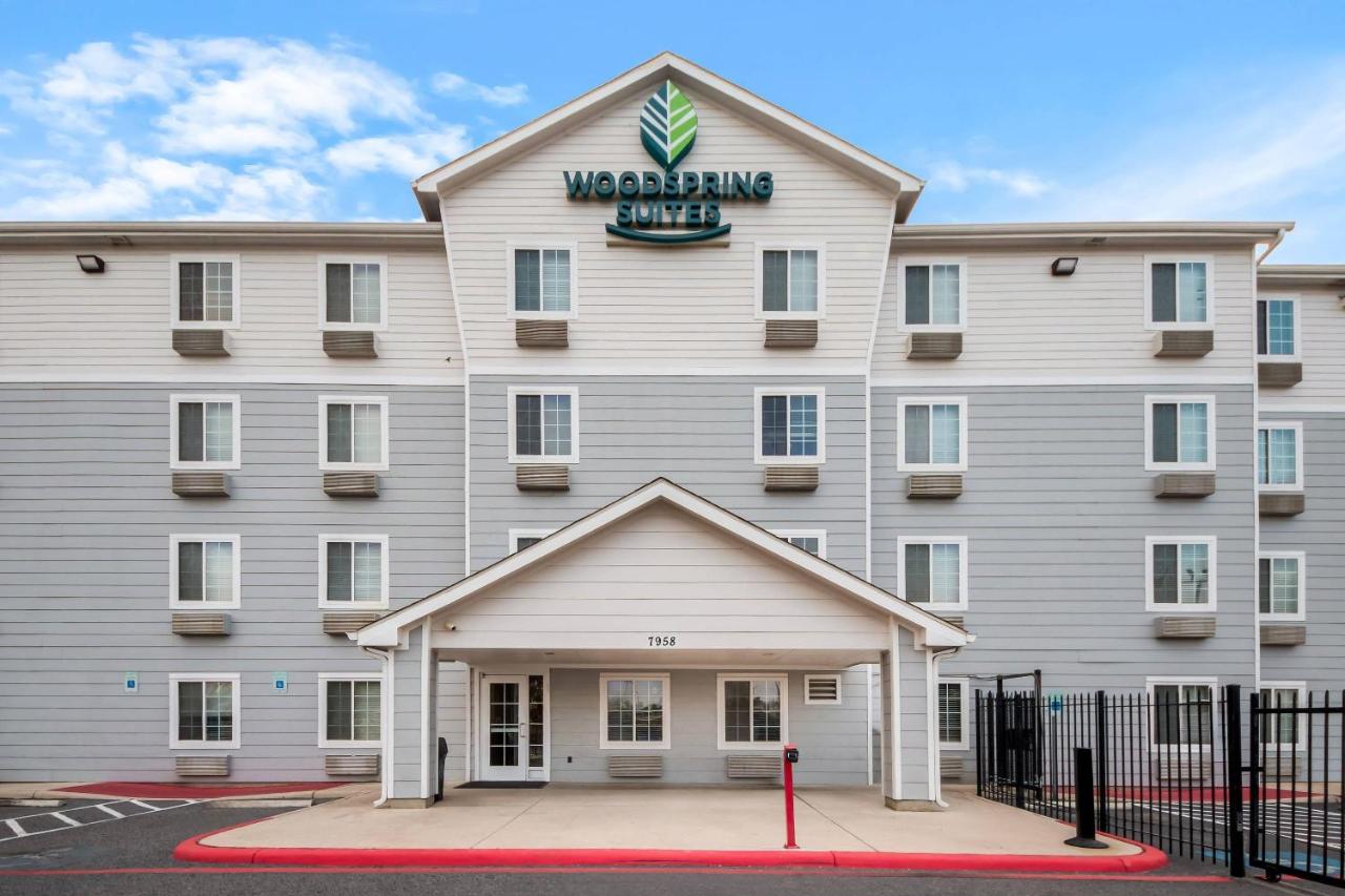 Image: WoodSpring Suites San Antonio South