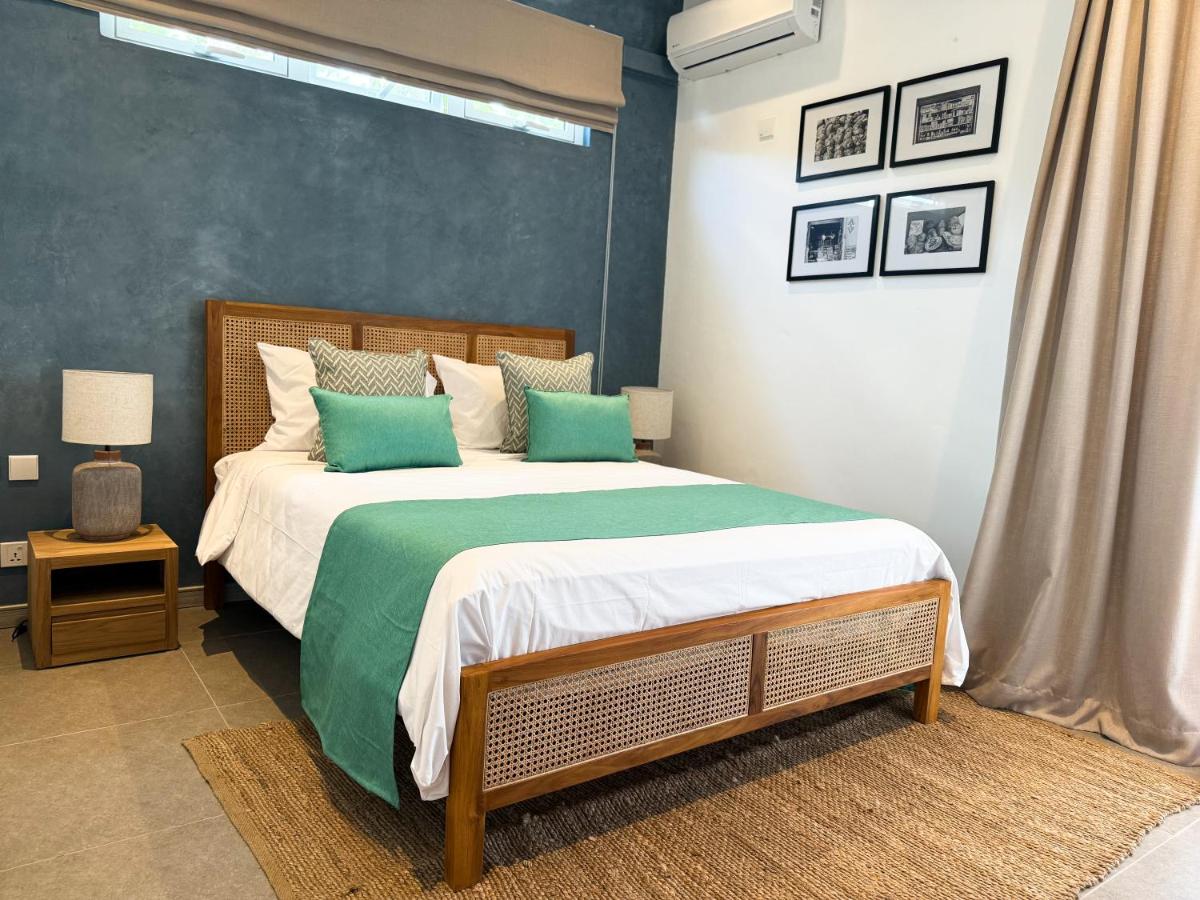 Lorlagon 2-Bedroom Beachfront Apartment by LOV Mauritius - 4