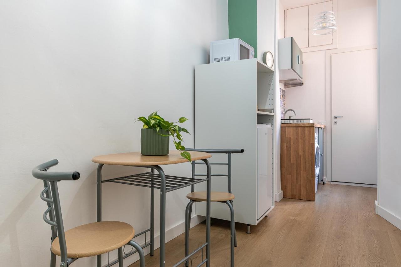 City Comfort - 20 minutes walk to the Colosseum - 2