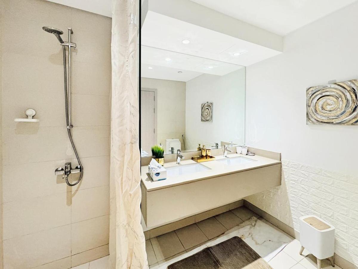 2BDR Water edge apartment at Yas, close to Yas Mall-312 - 3