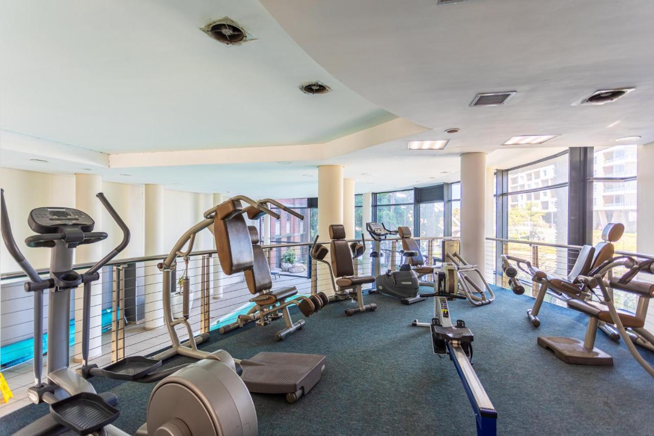 Knightsbridge 702W by CTHA - 3