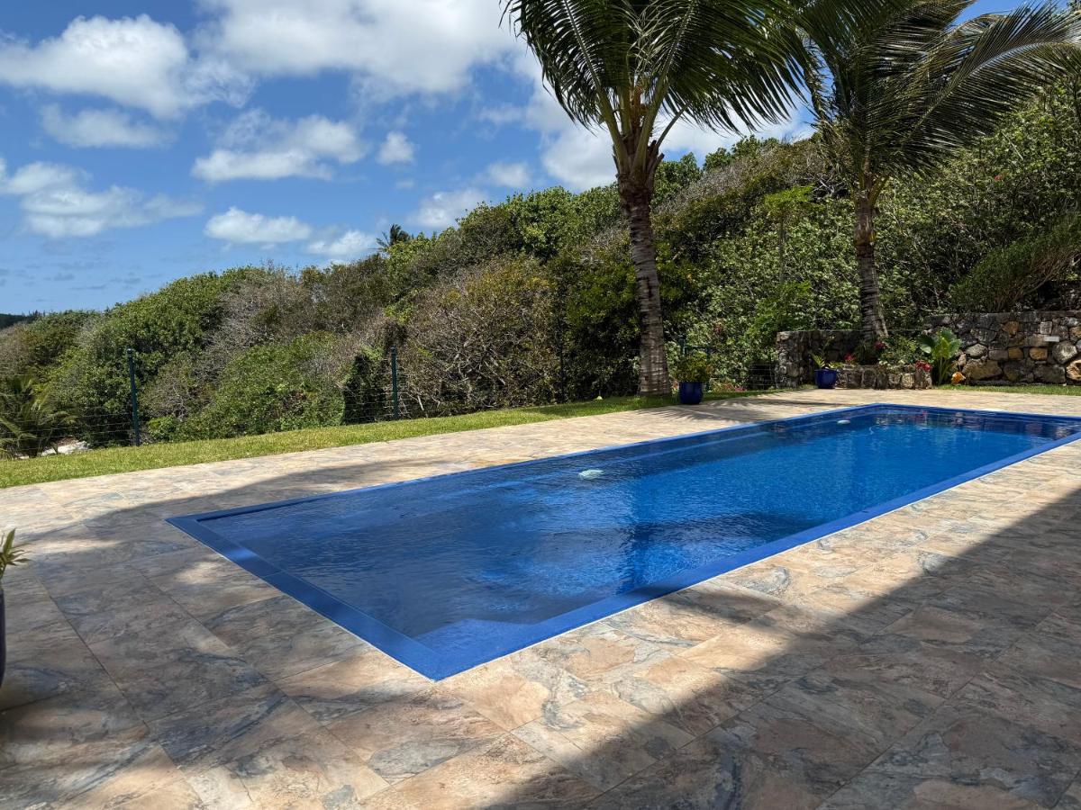 Lorlagon 2-Bedroom Beachfront Apartment by LOV Mauritius - 3