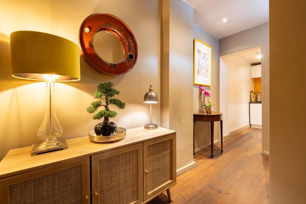 Earls Court Modern Vintage - 2