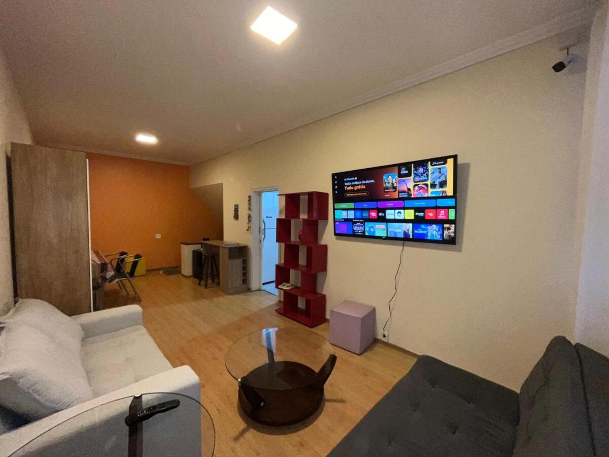Hospede-se em Copacabana - Apto Compartilhado ou Inteiro Privado- Ate 17 pax