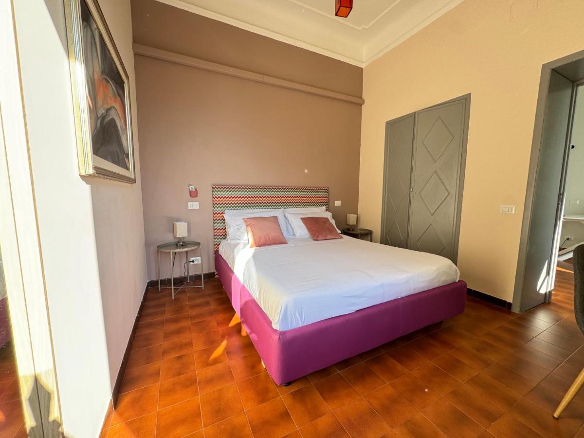 Upi-Up Rome Staying - 2