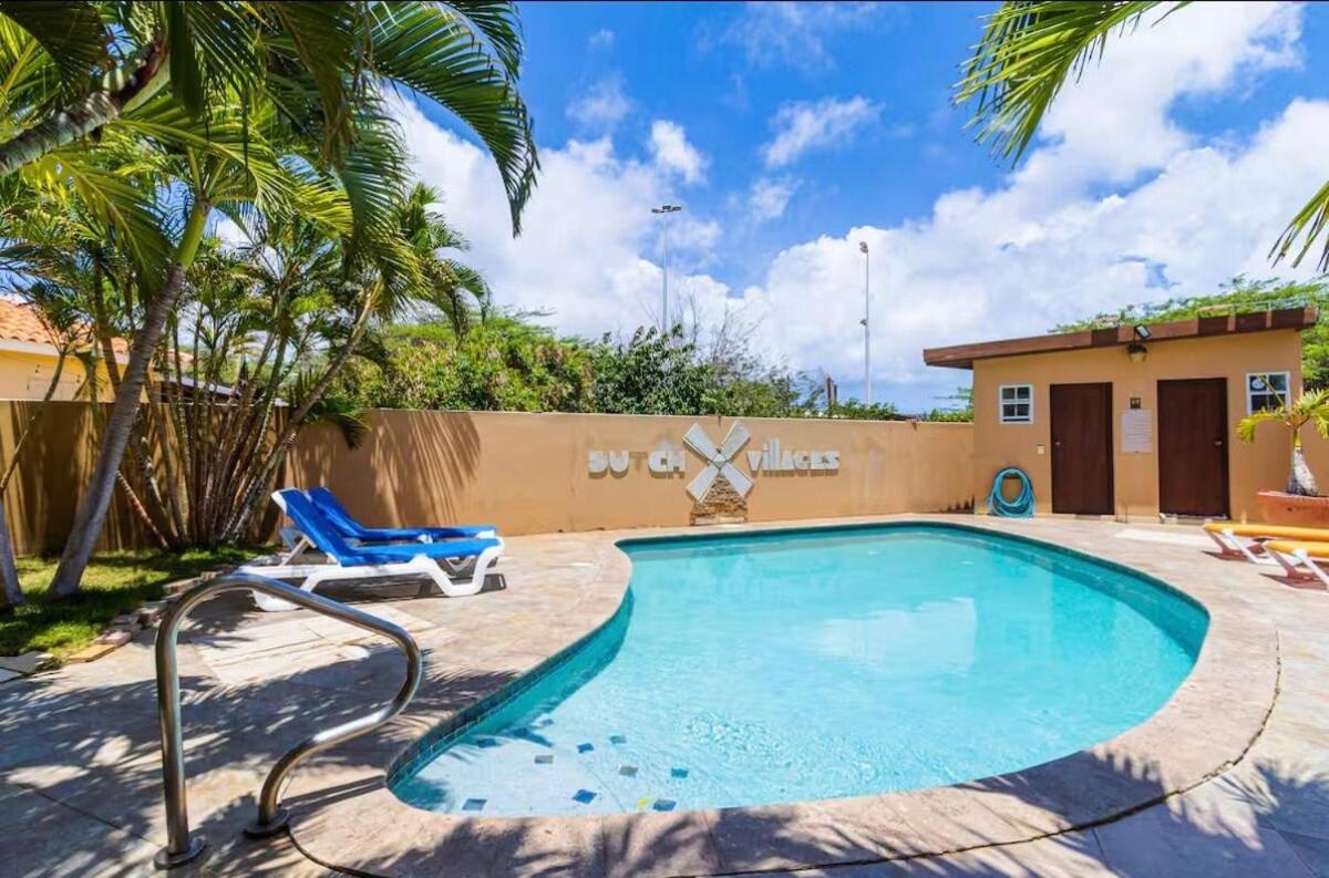 Luxury Townhouse 6 Minutes from Beach & Casino - 4