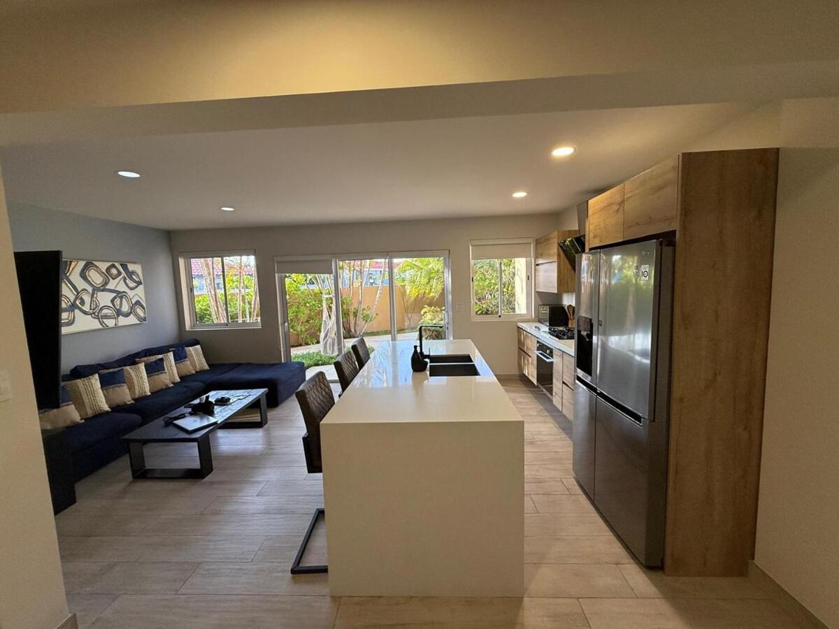 Luxury Townhouse 6 Minutes from Beach & Casino - 5