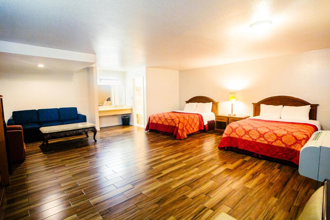Tropic Lodge — photo 12