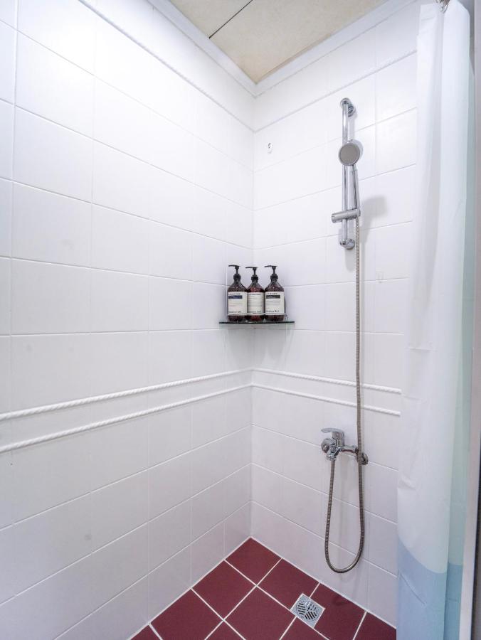 Hongdae Station Direct Access Stay - 2