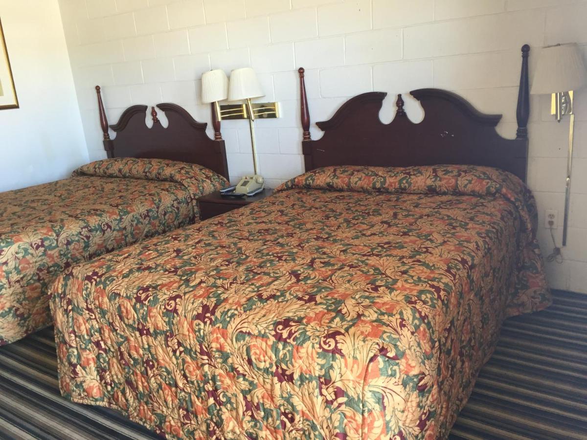 Executive Inn — photo 13