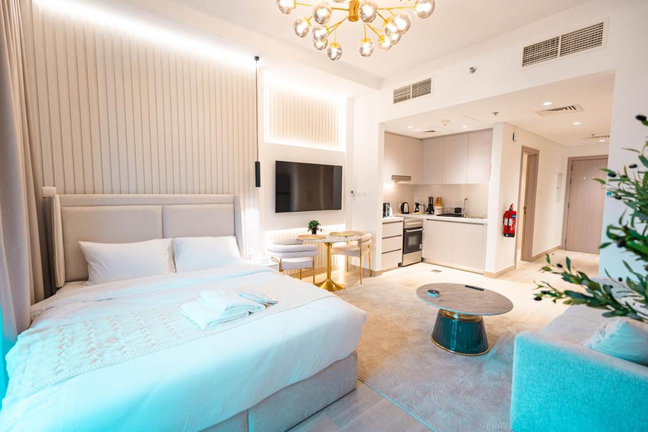 Chic Studio Walk to F1 Circuit & Attractions