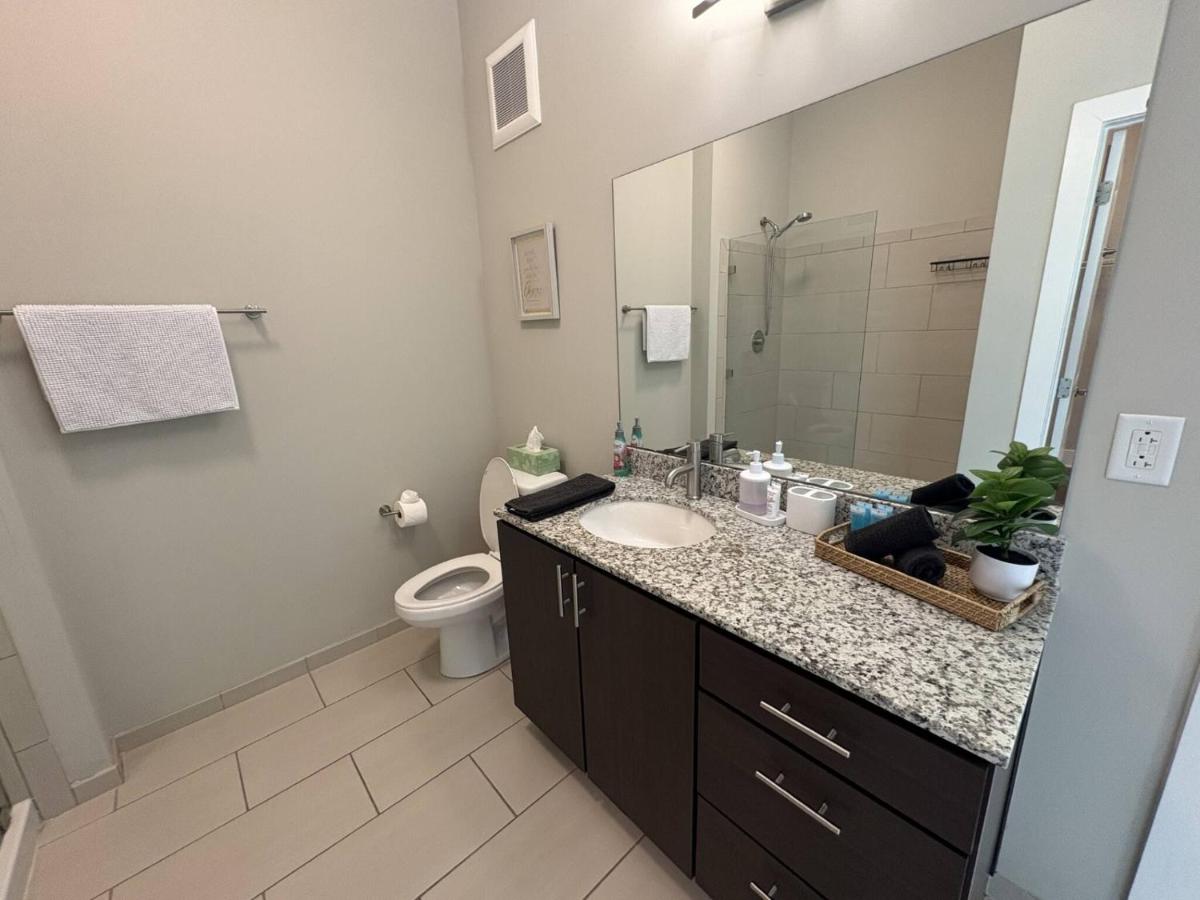 The Nash Luxe, Pool, Gym, Nightlife! - 3