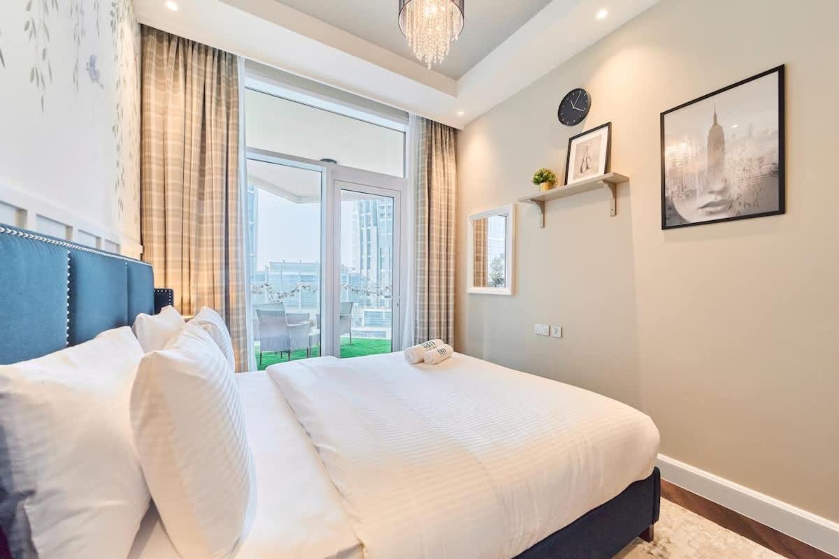 FAM Living Contemporary 1BR Apartment Urban Oasis - 2