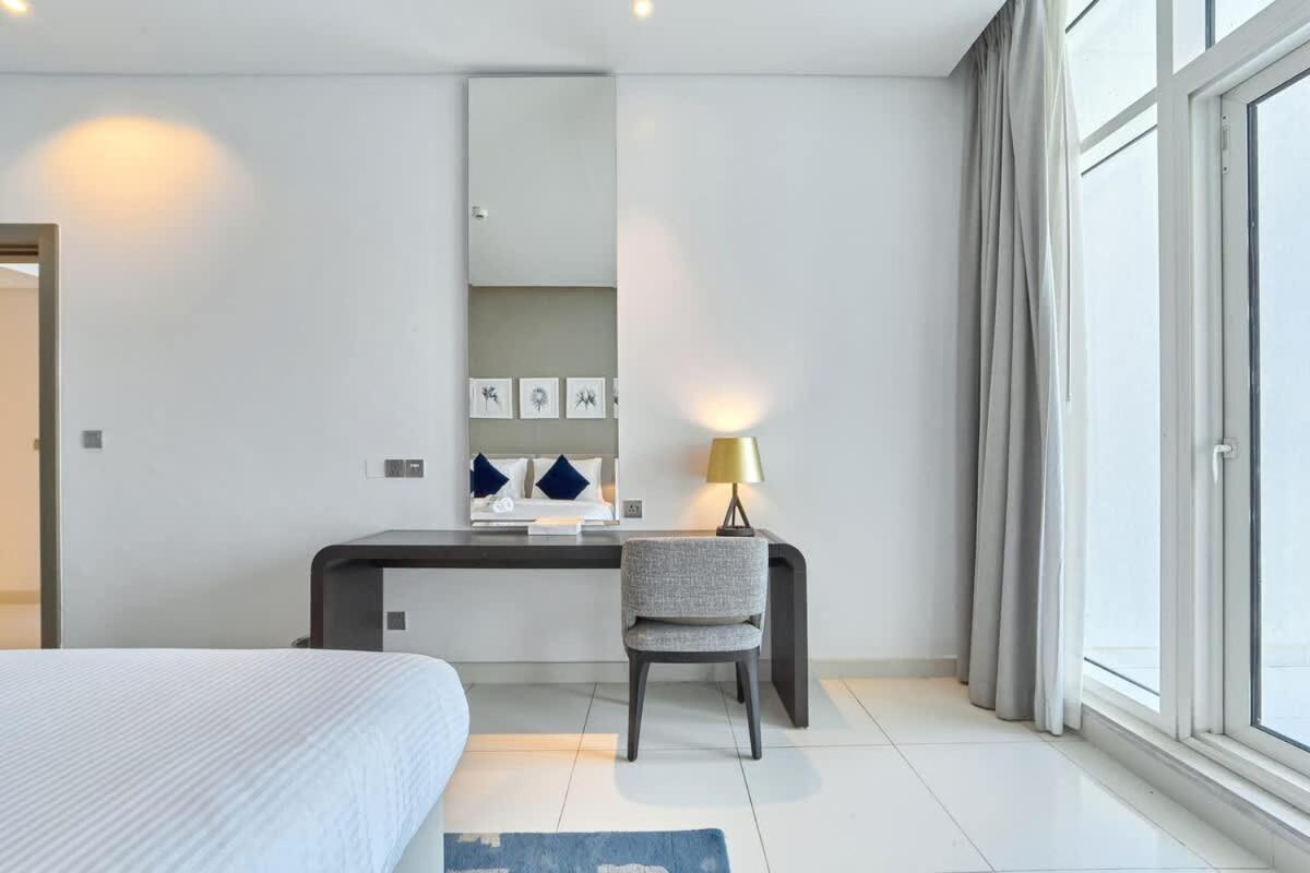 FAM Living - 1 Bedroom Canal View in DAMAC Maison Prive - 3