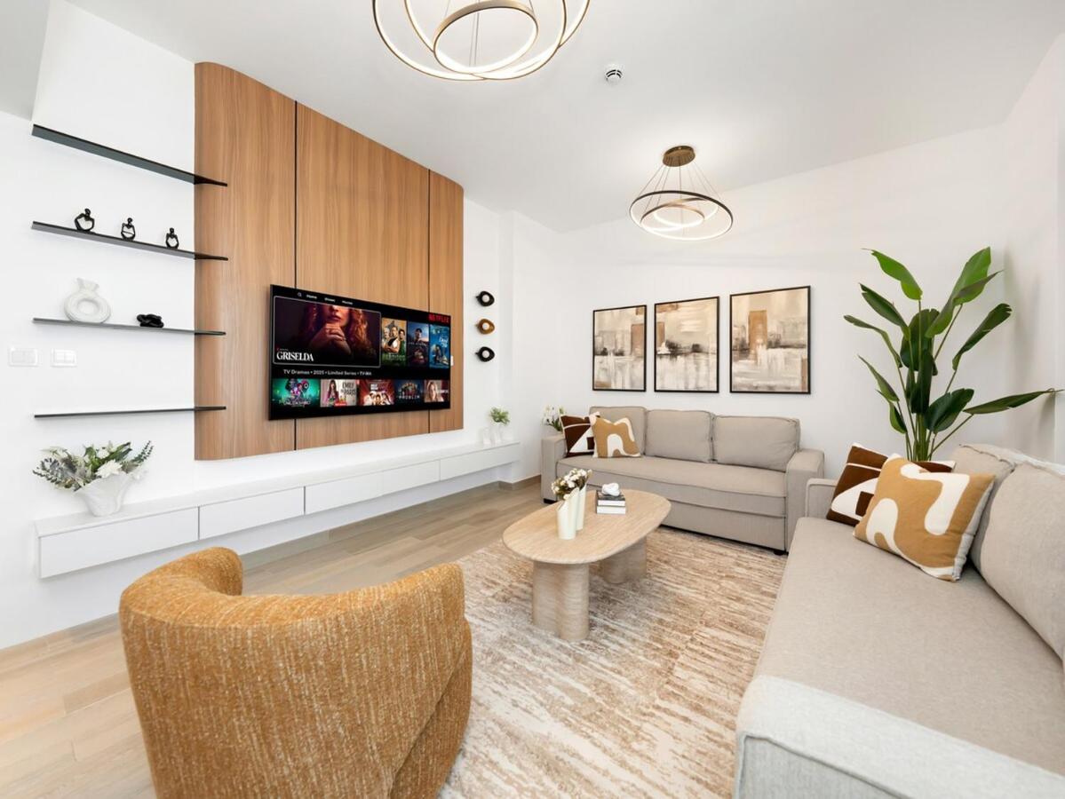 Elite Nest - Luxurious & Spacious 1BR just 1 min to Ferrari World