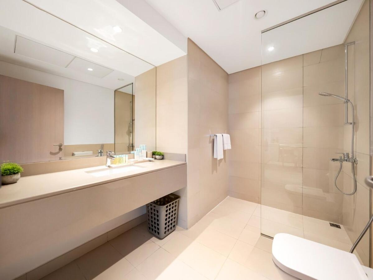 Elite Nest - Luxurious & Spacious 1BR just 1 min to Ferrari World - 3