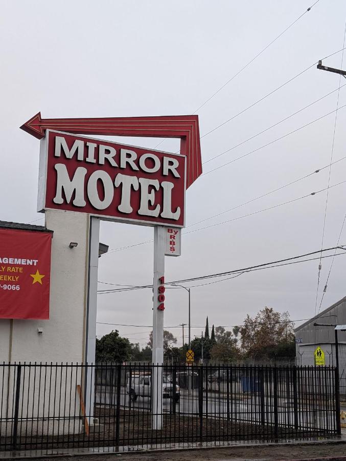 Mirror Motel — photo 5