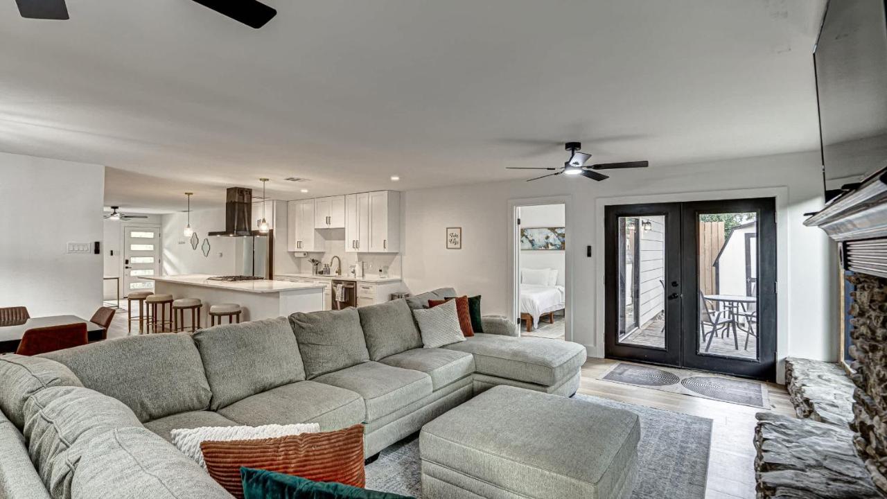 Austin Highlands Retreat - 4BR Home Near SoCo & Downtown ATX