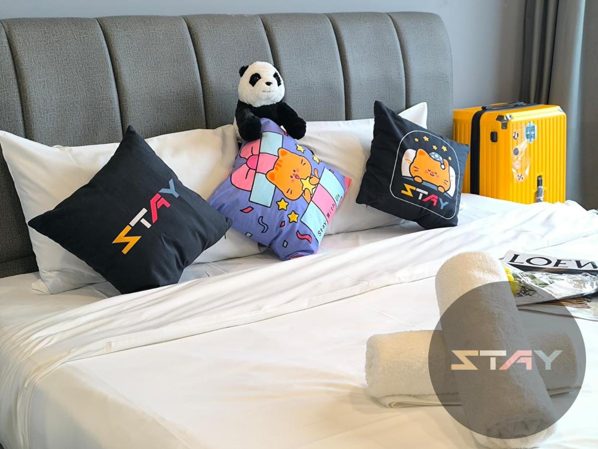 Almas Suites 2Pax Warm N Cozy Netflix By STAY