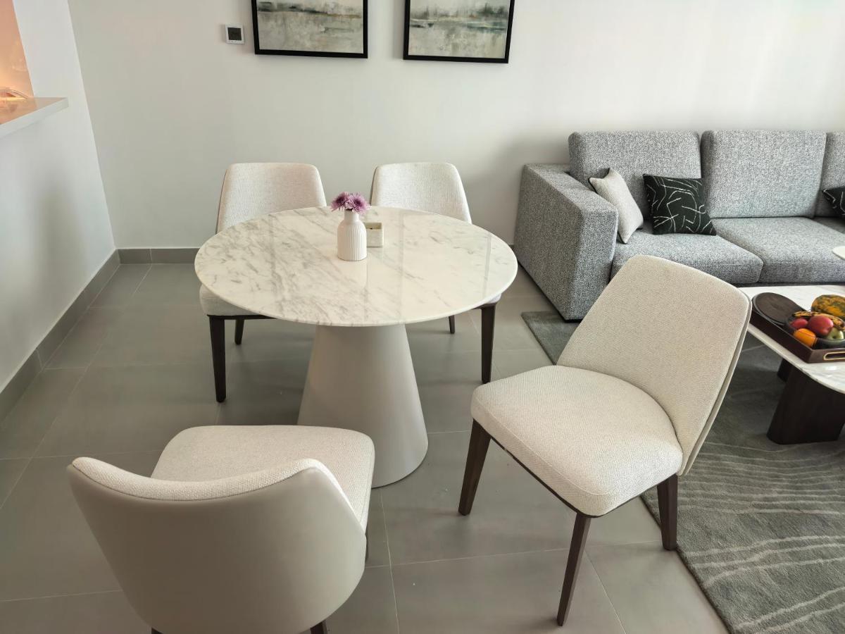 Yas F1 1 bedroom apartment - 4