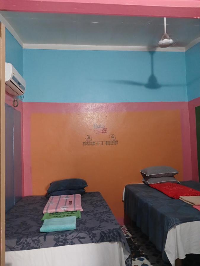 Backpackers Cozy Camping Vibe SeaSide HomeStay with Airport Shuttles - 3