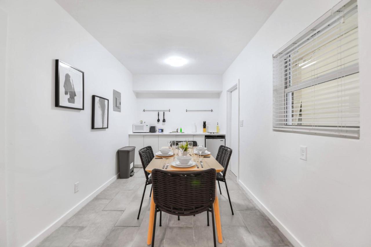 Modern Studio Retreat to Explore Miami - 4