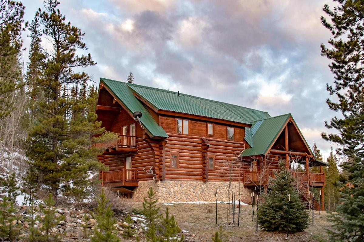 Elk Meadows Lodge — photo 1