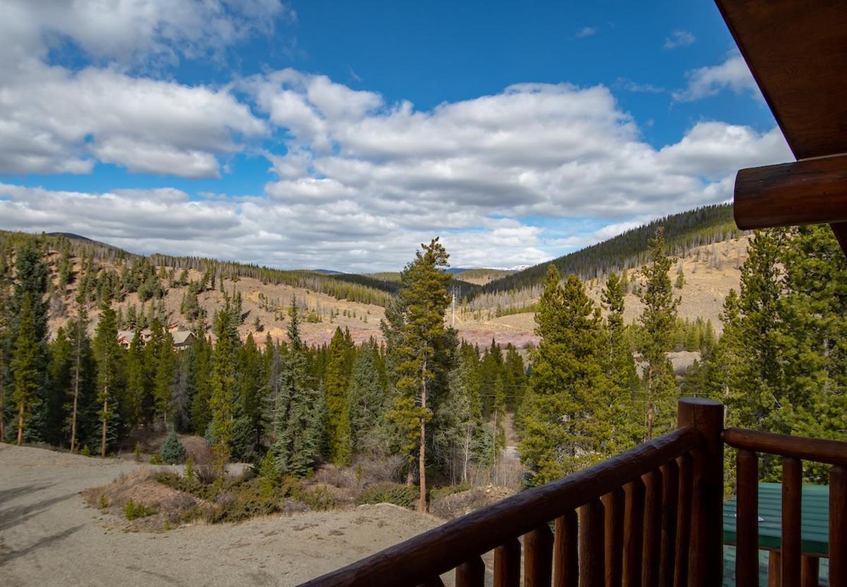 Elk Meadows Lodge — photo 18