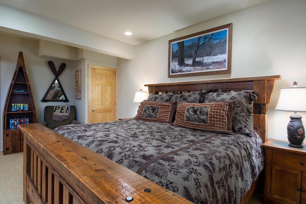 Elk Meadows Lodge — photo 20