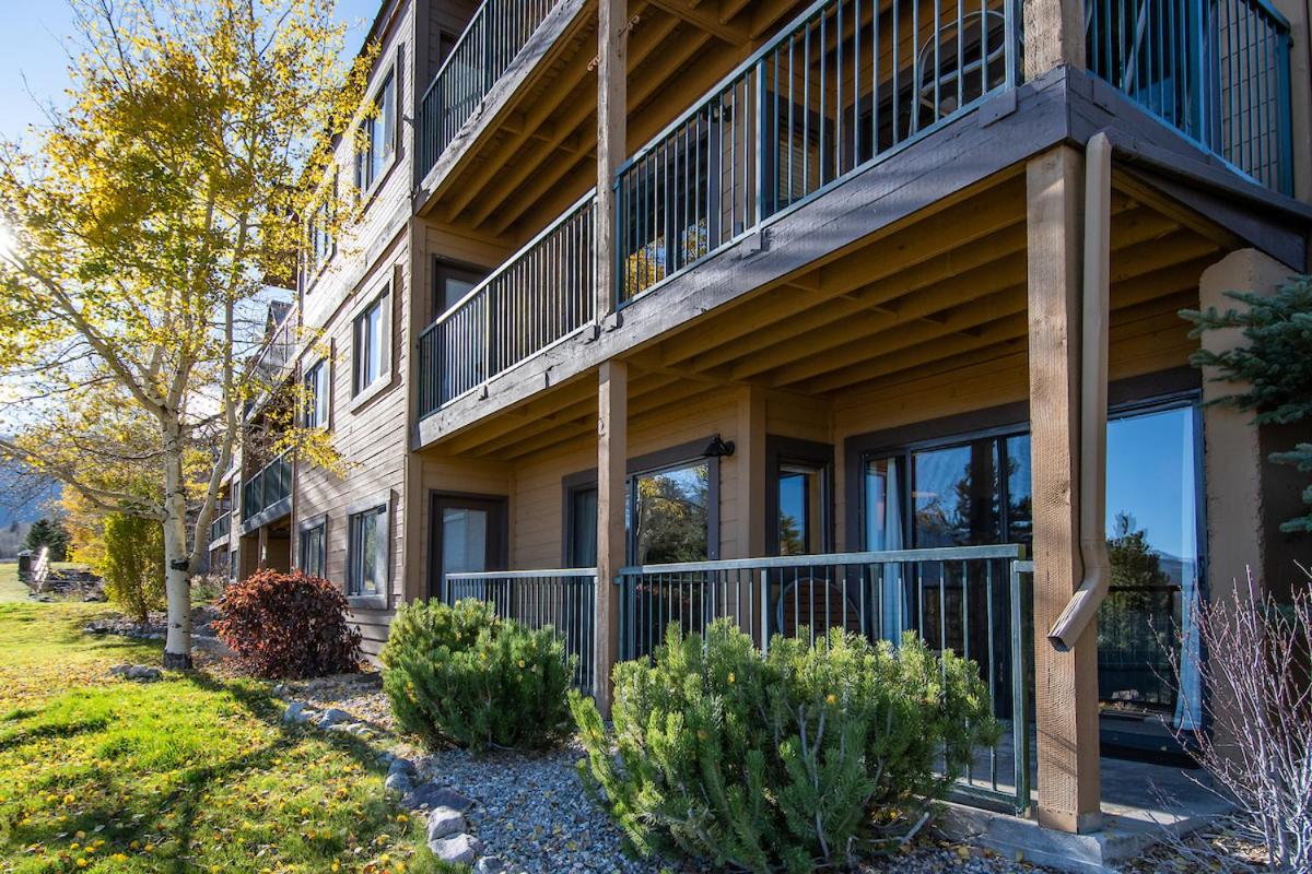 Lake Forest Condos by CRMR — photo 16
