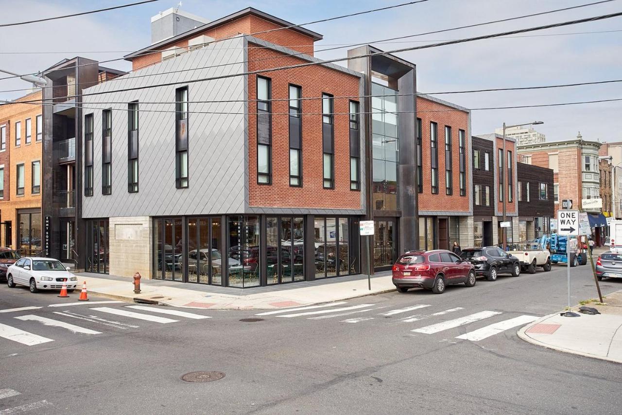 Sosuite at The Queen - Queen Village — photo 1