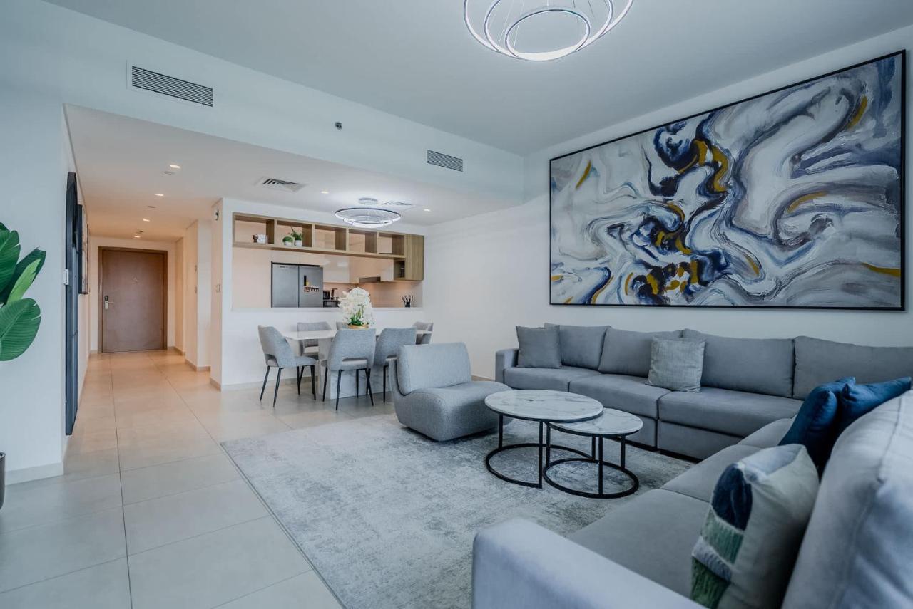 TRPS - Downtown Views II T2, Downtown Dubai - Modern 3BR Home, Maids Room, Full Burj Khalifa View - 3