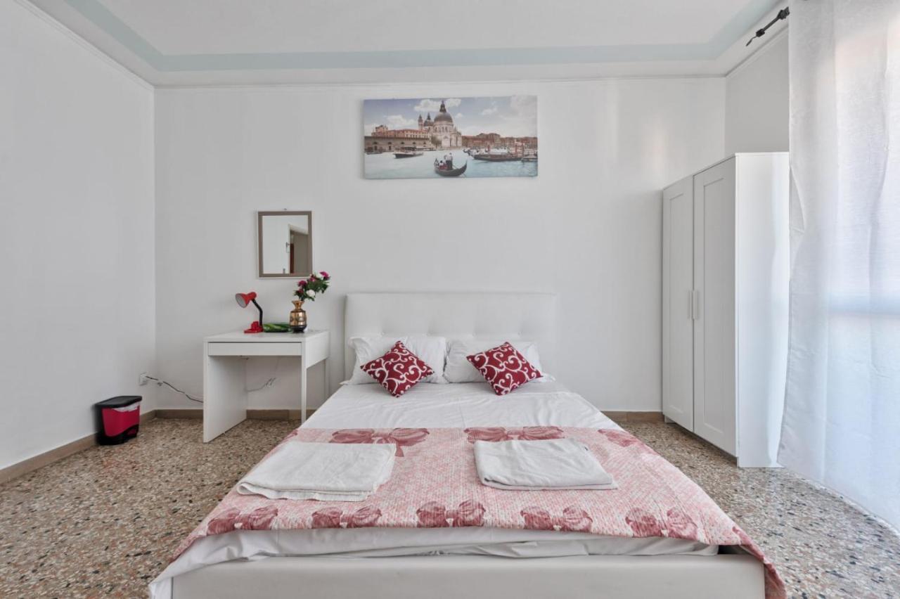Venice Mahdi Train station Appartement - 2