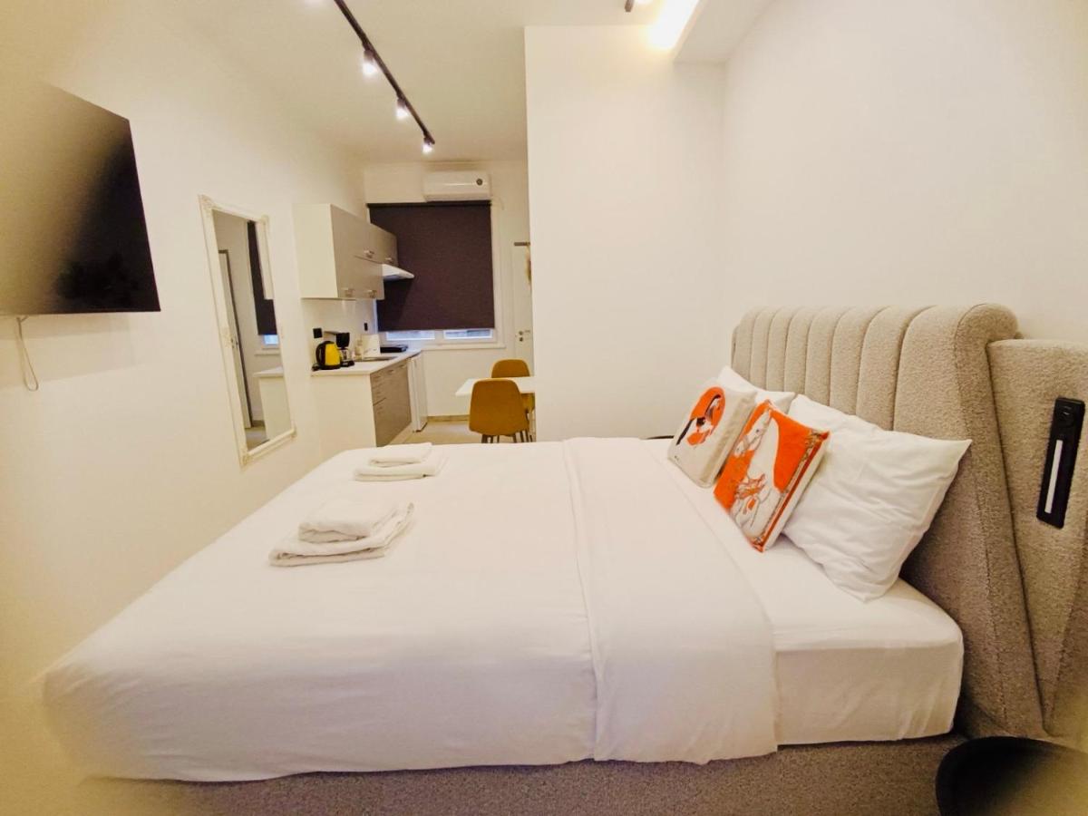 Central Retreat by Zeus Suites - 2