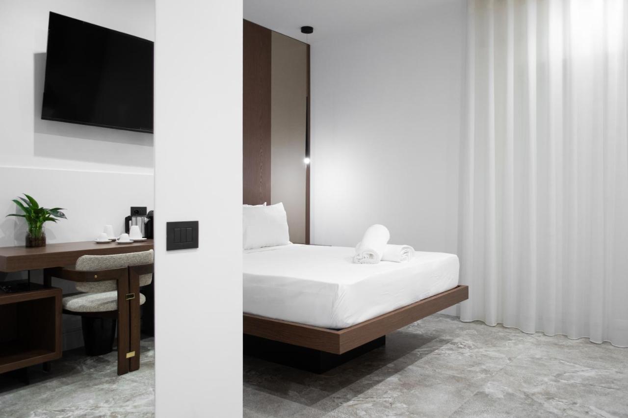 Rumi Luxury Rooms - 4