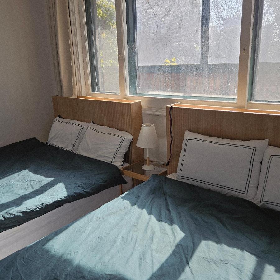 10-minutes from Seoul Station&Gyeongbokgung, 2 bed rooms, 1 workspace - 3