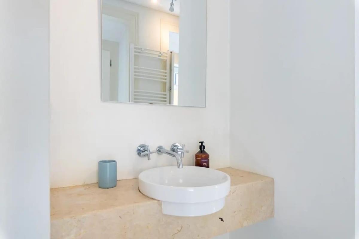 Colosseum Building - Betha - 3