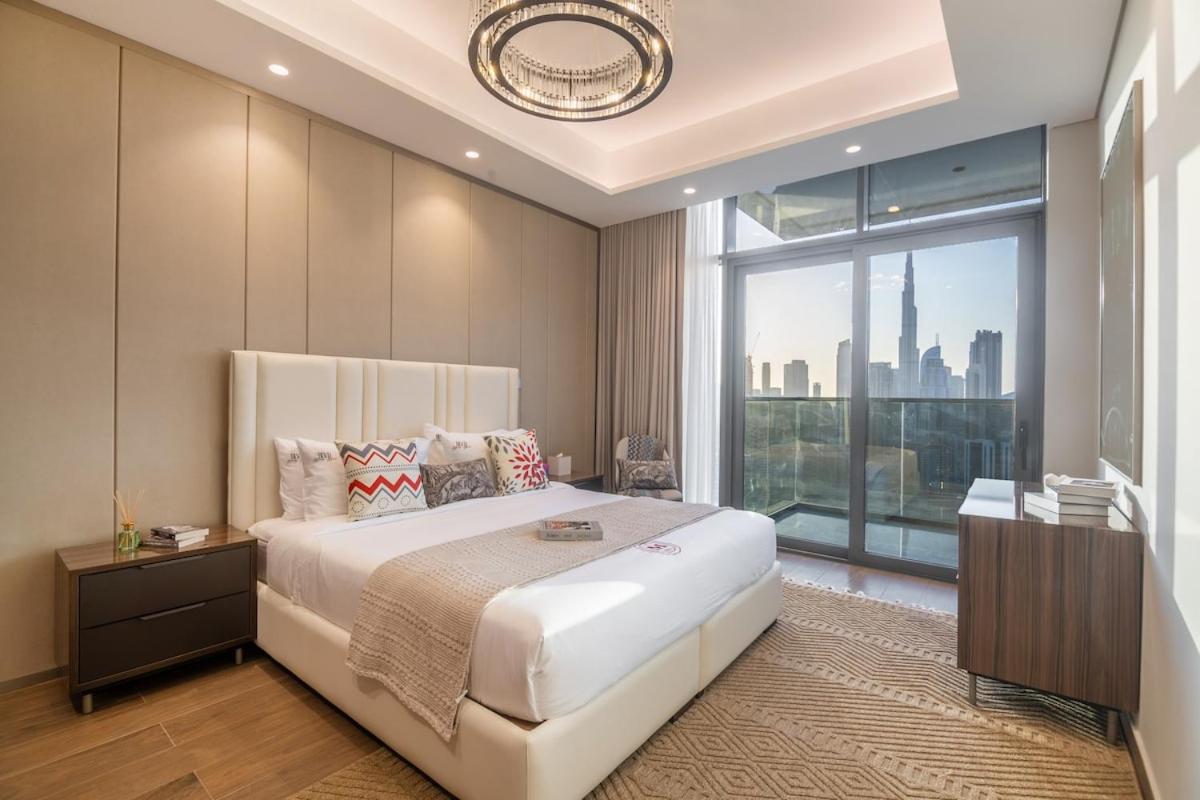 BLVD - Stunning Full Burj Khalifa Firework Views - 2