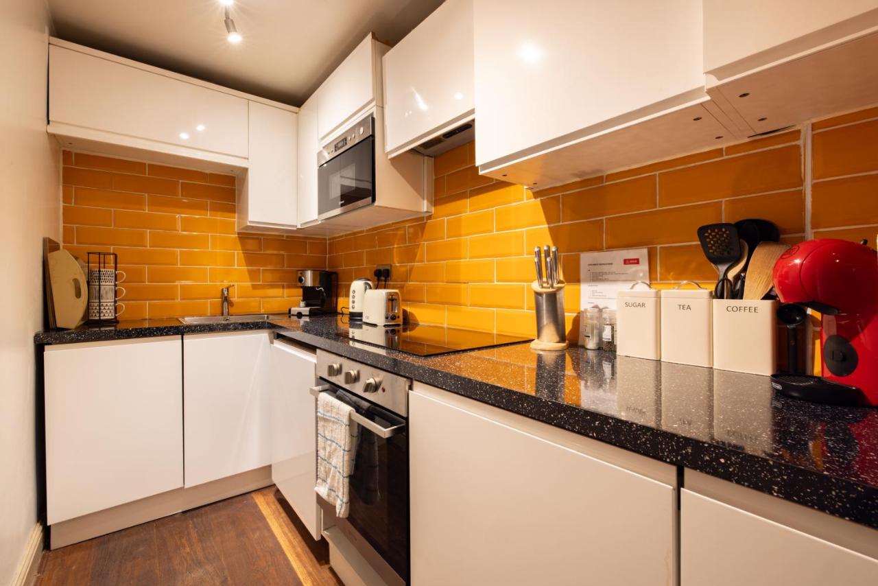 Earls Court Modern Vintage - 4