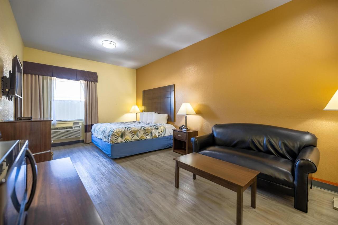 Spencer Motel & Apartments — photo 15