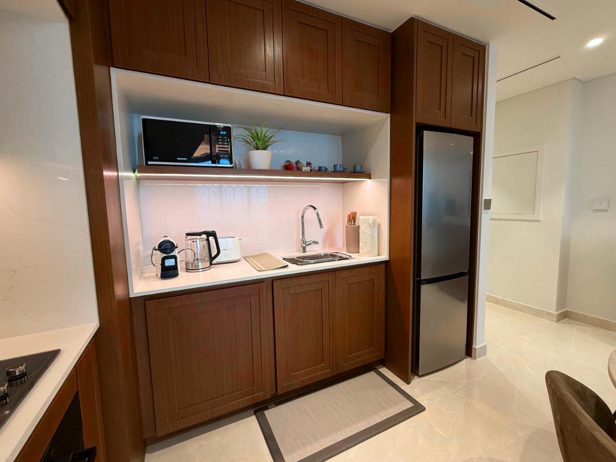 Coastal Chic at Emaar Beachfront 1BR - 5