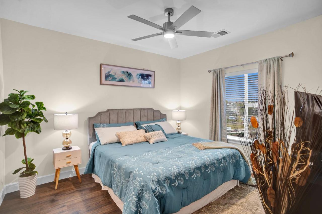 Grand Palace Nashville Pool Gym Parking - 2