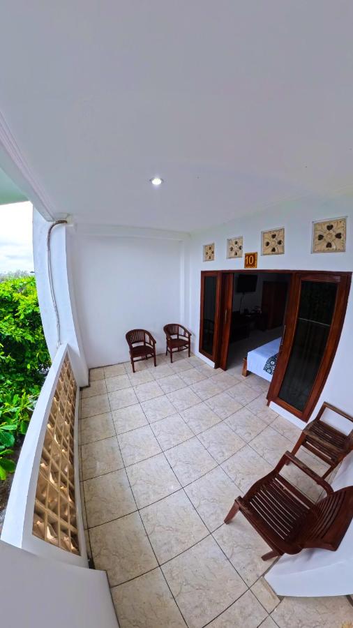 Ketapang Guesthouse Echo Beach Canggu - 5